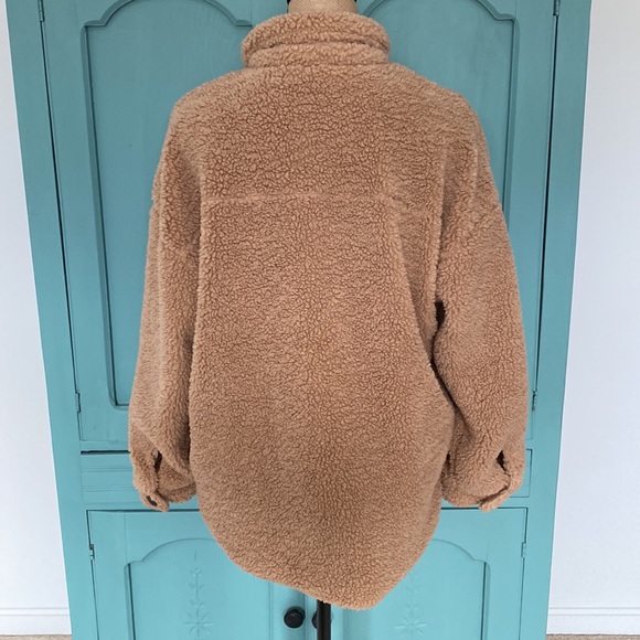 Altar’d State Teddy Jacket. Like New. Medium. Tan - Picture 2 of 9